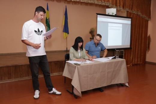 Сьогодні, 6 серпня, у приміщенні будинку культури в Гуті-Межигірській відбулося засідання виконавчого комітету.