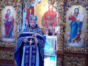 Богослужіння в Церкві Казанської ікони Божої Матері села Старі Петрівці ПЦУ